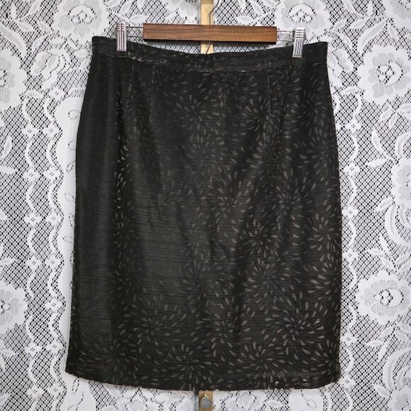 Paco Rabanne Paris Floral Pencil Skirt with Mesh Overlay - Picture 1 of 9